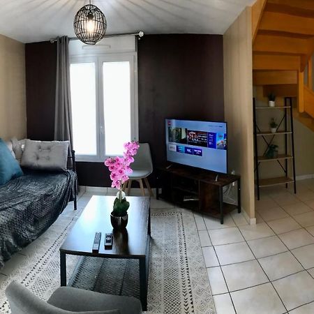 Agreable Maison Proche Gare Avec Parking Gratuit Le Mans Exteriér fotografie